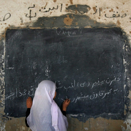 سندھ حکومت نے وفاق کے زیر کنٹرول غیر رسمی اسکولوں کے قبضے کی منظوری دے دی